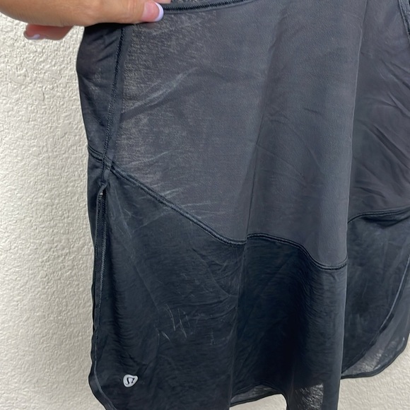 Lululemon Twist Around 2 in 1 Tank Luxtreme in Black W1CFXS Built in Bra 6 - Picture 5 of 16